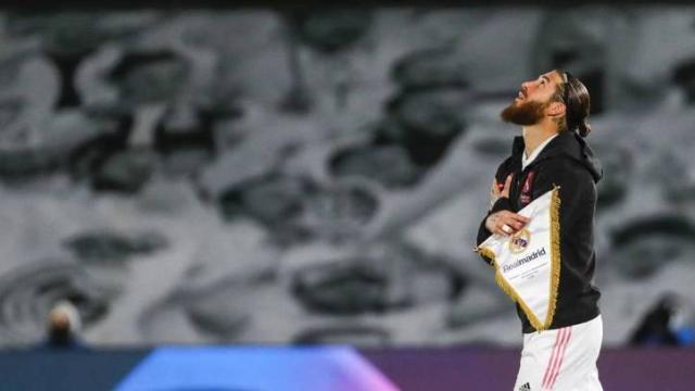 五星体育app-拉莫斯拒绝皇马续约报价！70%球迷认为他可以离开